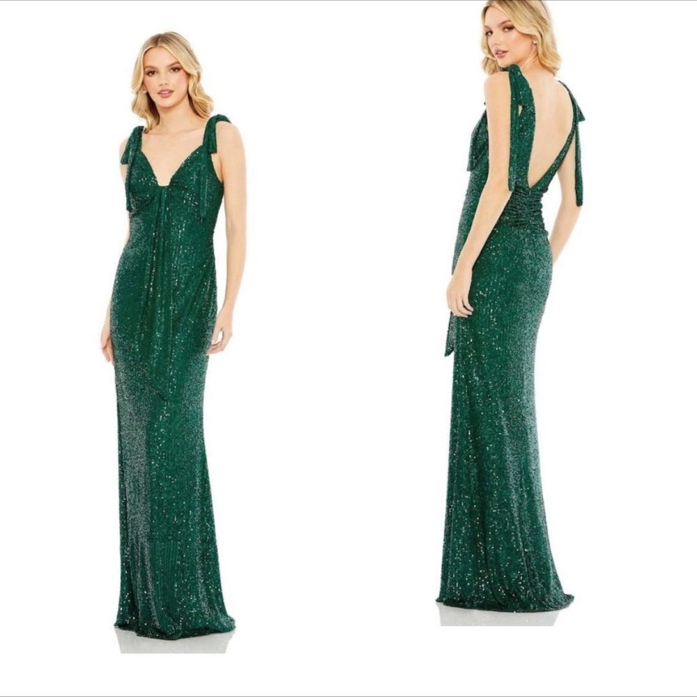 Mac Duggal 26693 Green Sequin Bow Shoulder Column Gown | Size 4